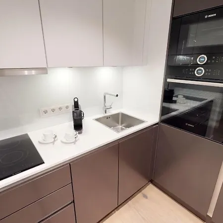 Apartment White Pearl 0.10 *